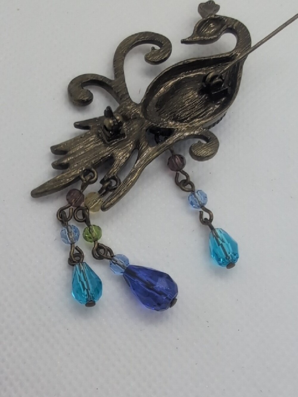 Avon Blue Crystal Peacock Brooch Pin - Vintage-Inspired Women's Jewelry - Picture 6 of 7